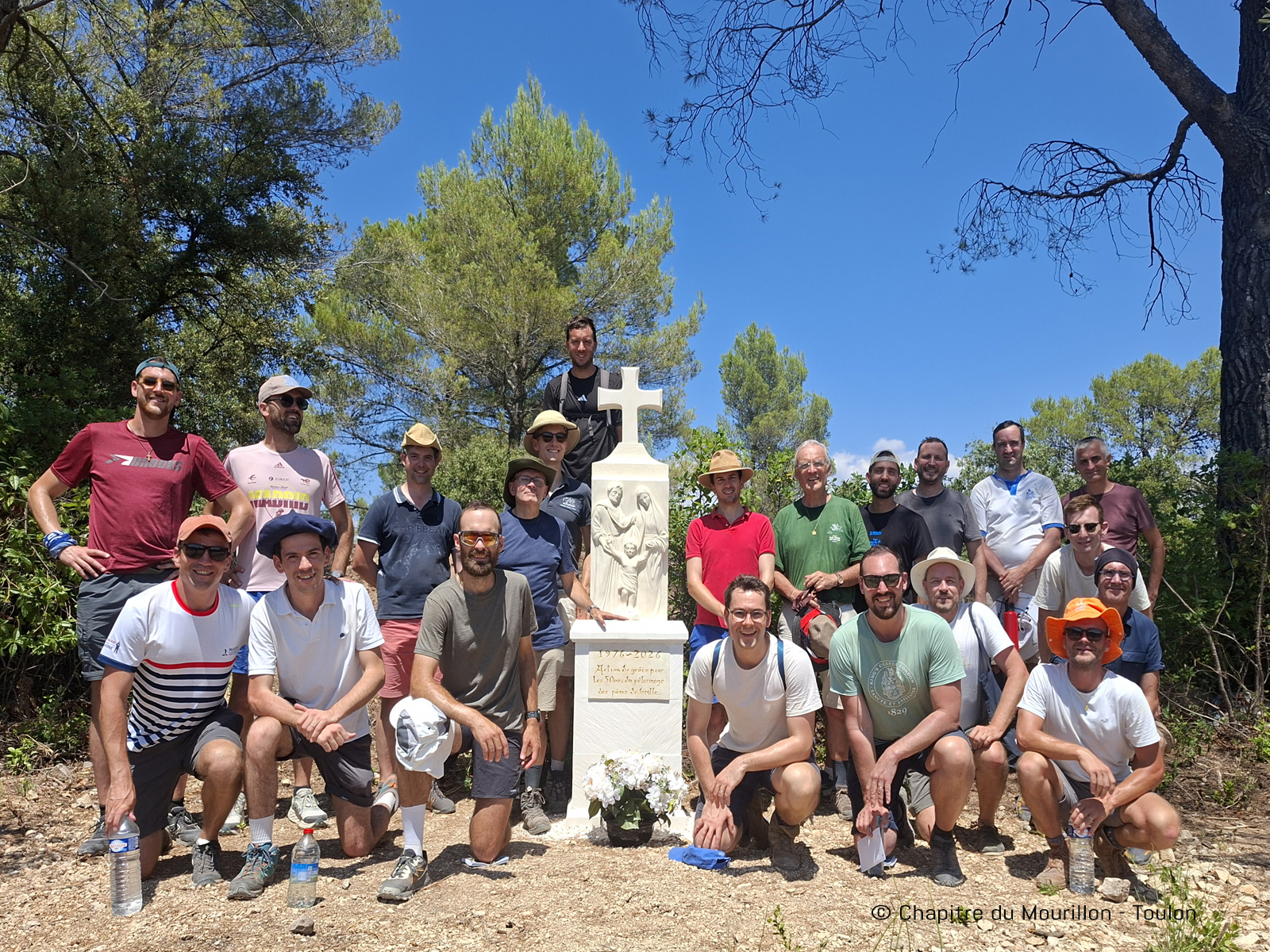 groupe-devant-cavlaire