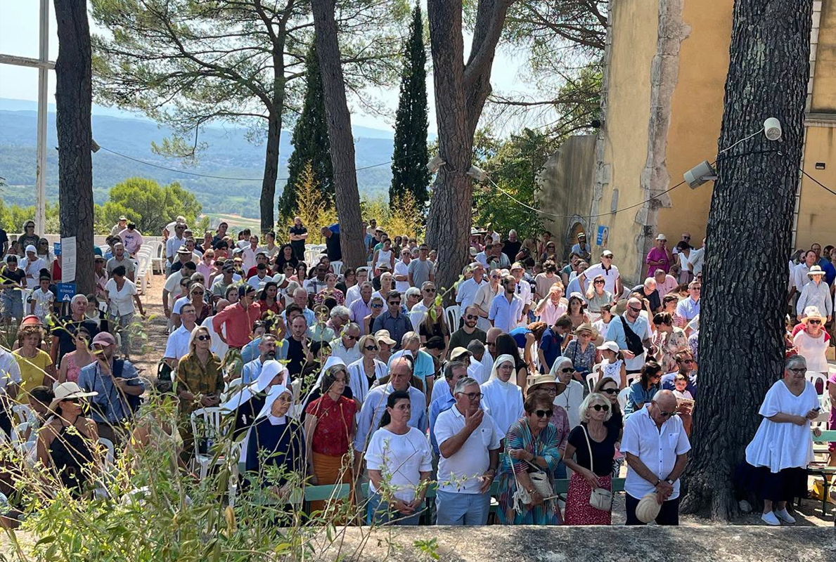 messe-assomption-assemblee